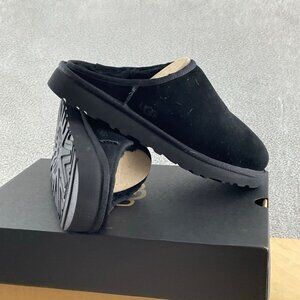 UGG Men's Classic Slip-On Slipper, Black, 8 NWB S187